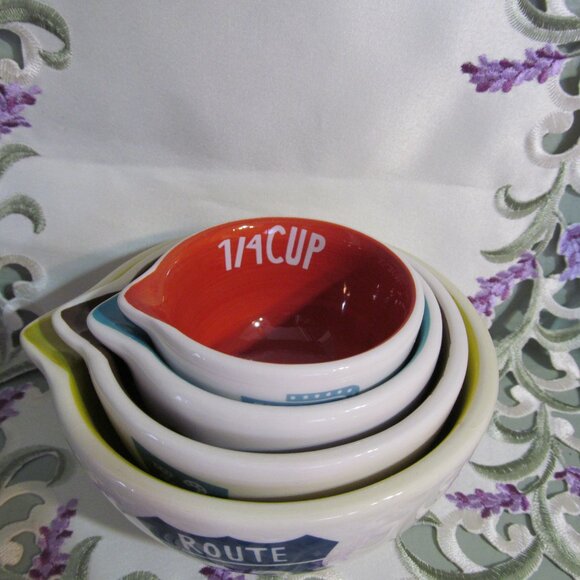 The Curiosity Shoppe at Target Nesting Measuring Cups Route 32 ~ 4 pc set Unused - Picture 16 of 16